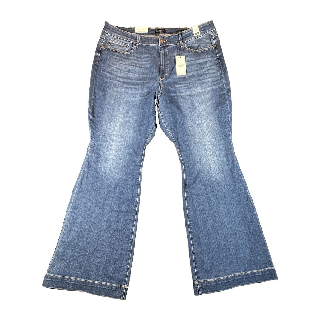 Judy Blue High Waist Flare Jeans Medium Wash Size 24W Plus Bohemian Stretch New